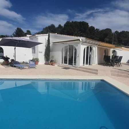 Cheerful 2-Bedroom Villa With Private Pool Calpe Kültér fotó