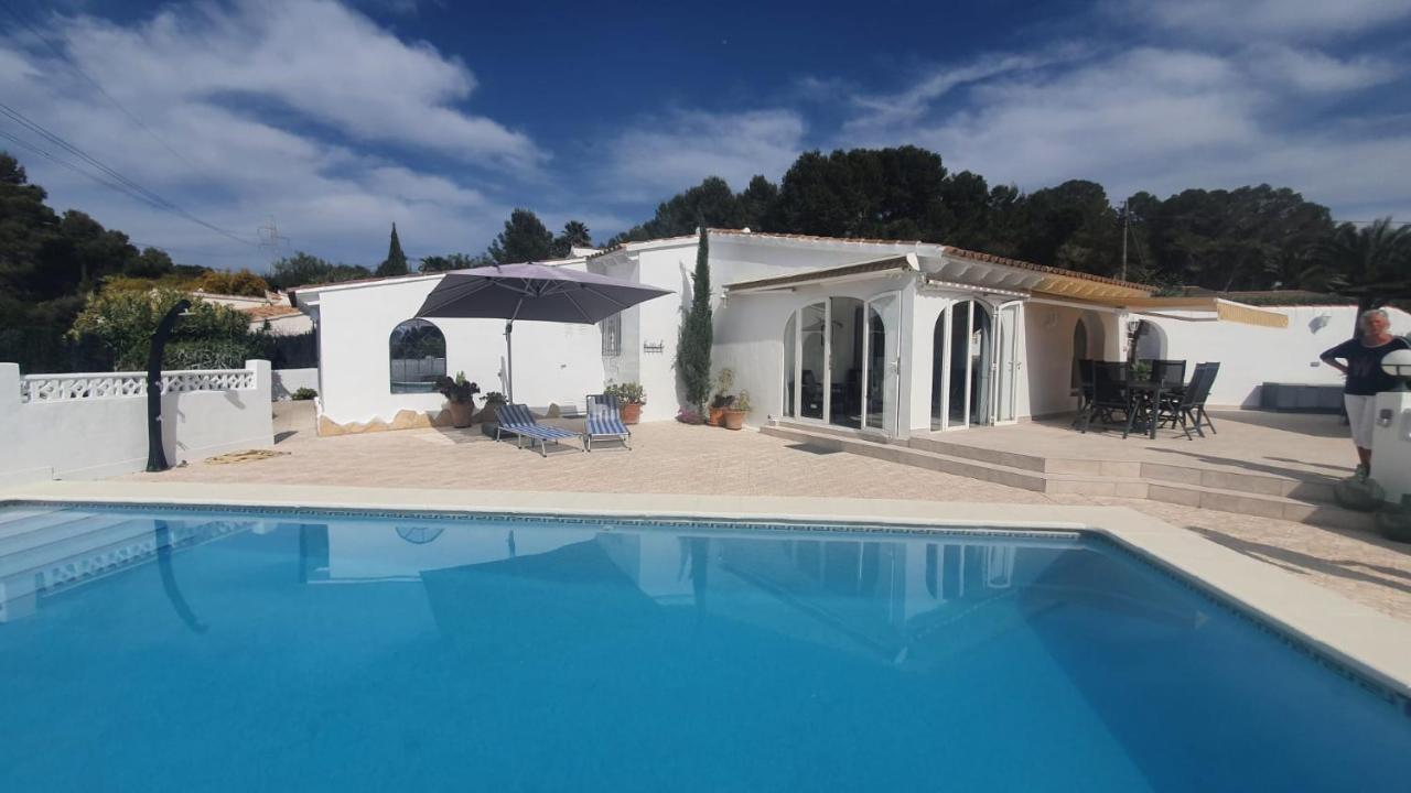 Cheerful 2-Bedroom Villa With Private Pool Calpe Kültér fotó
