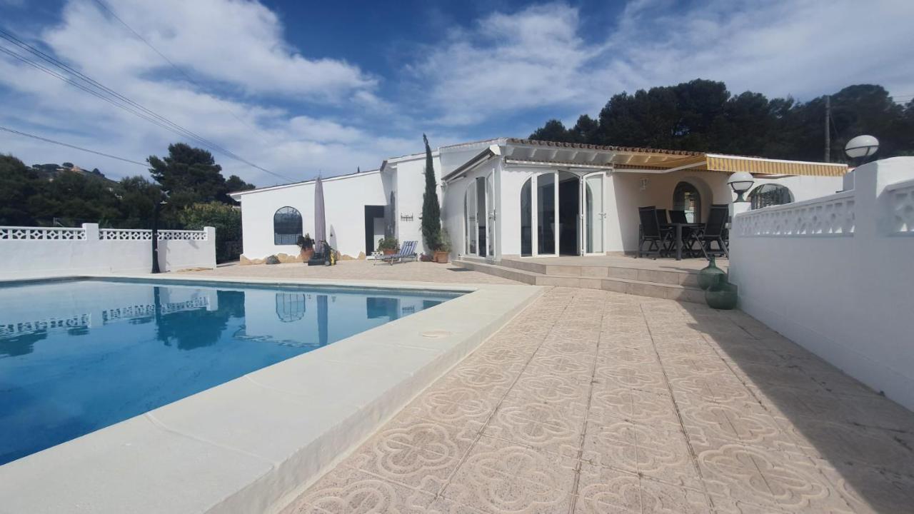Cheerful 2-Bedroom Villa With Private Pool Calpe Kültér fotó