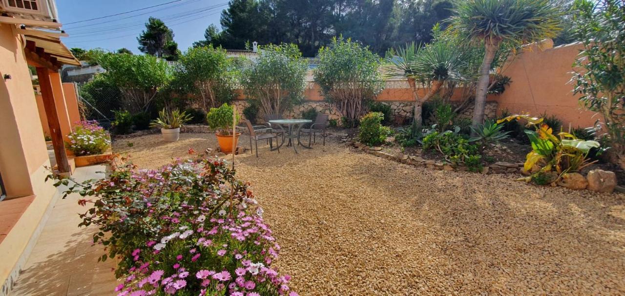 Cheerful 2-Bedroom Villa With Private Pool Calpe Kültér fotó